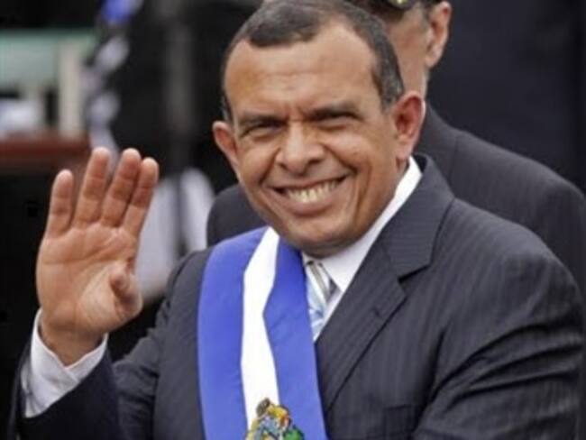 Presidente de Honduras asegura que periodista secuestrado está vivo