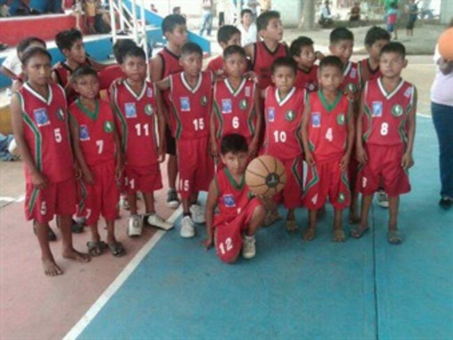 Reconoce Cámara de Diputados triunfo de niños basquetbolistas triquis