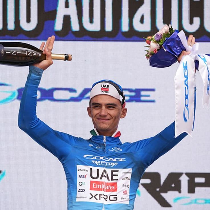 Isaac del Toro gana la etapa reina de la Tirreno-Adriático y queda a un paso de hacer historia para México