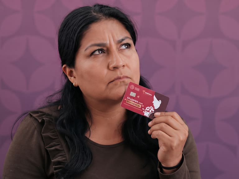 Las beneficiarias de Mujeres con Bienestar pueden verificar en los CEDIS del Estado de México si deben realizar el trámite de permanencia para seguir recibiendo el apoyo económico.