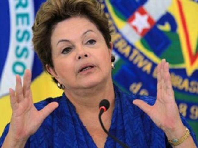 Responde Rousseff a insultos recibidos en inauguración del Mundial