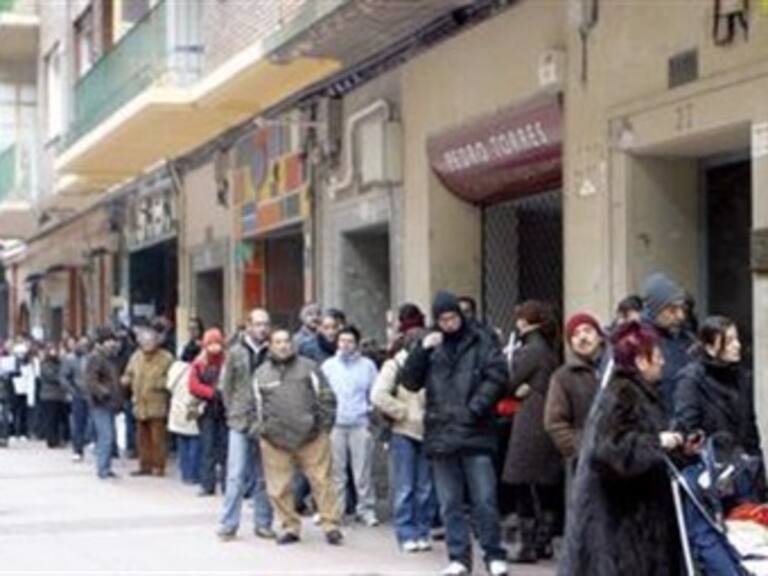 España empieza 2010 con cuatro millones de desempleados
