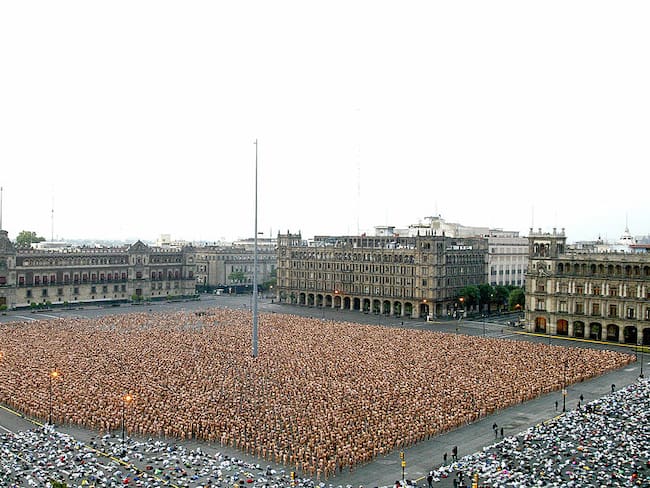 Spencer Tunick, el controvertido fotógrafo estadounidense que desnudó a la sociedad