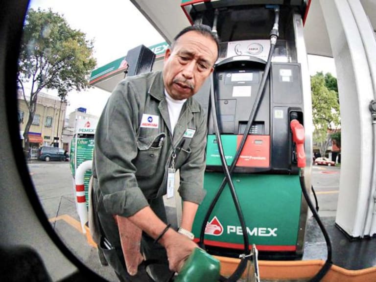 ¿Por qué subió el precio de la gasolina? (¿y por qué subió tanto?)