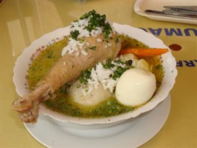 Caldos de gallina. David Santacruz, autor de la columna 'La Banquetera'. 06/02/13