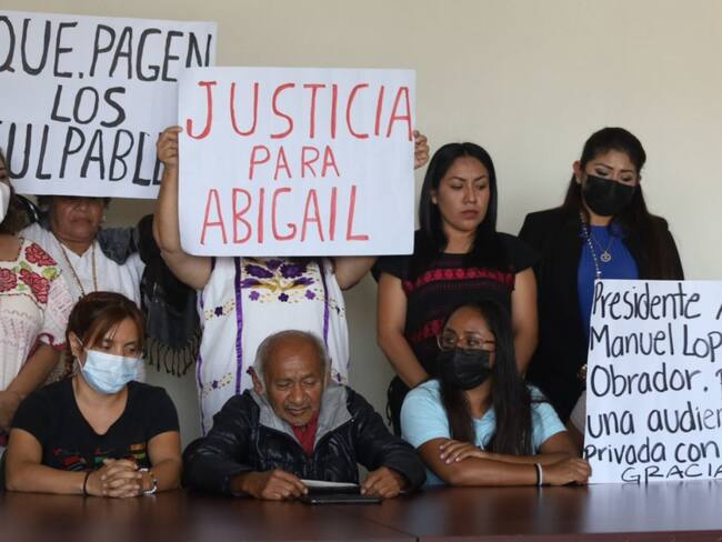 Abigail Hay es ingresada violentamente a la cárcel de Salina Cruz | VIDEO