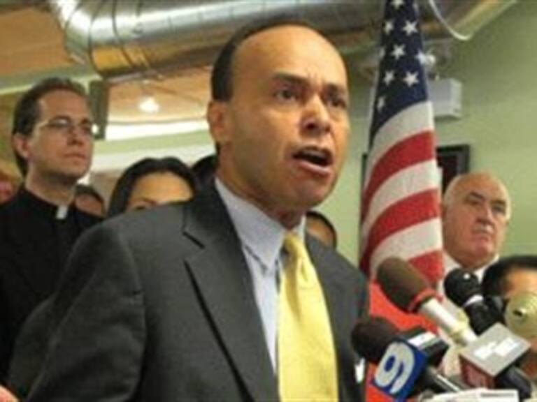 Ley SB-1070: 'Demócratas no tenemos miedo a perder votantes', Luis Gutiérrez