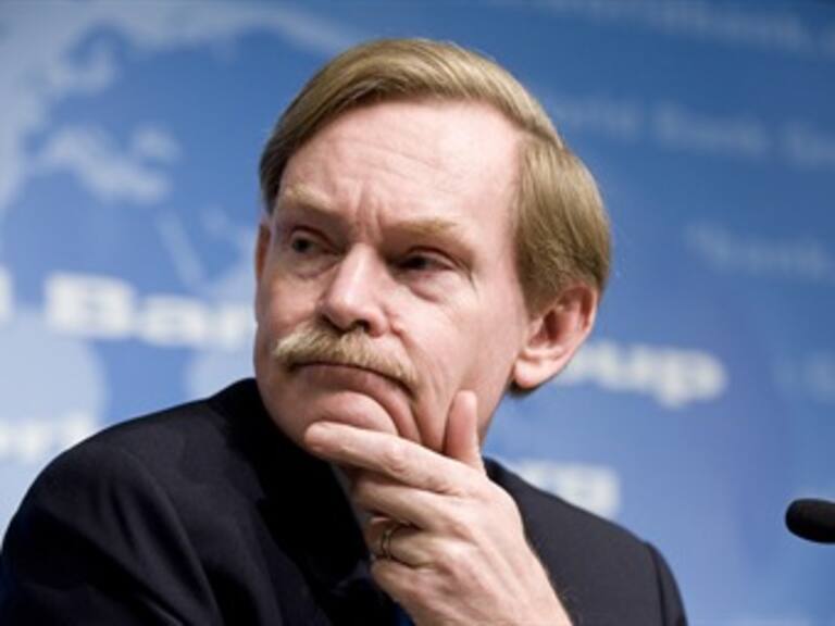 El presidente del Banco Mundial, Robert Zoellick afirma: 'la economía mundial ingresa a 'una nueva y más peligrosa'