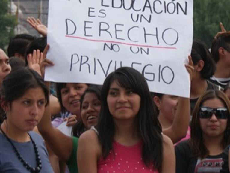 Logran acuerdo autoridades educativas con estudiantes rechazados