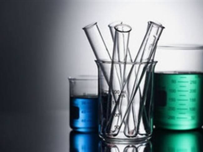 Genomma Lab oferta deuda por 2,000 mdp. 'Momento Corporativo' con Roberto Aguilar