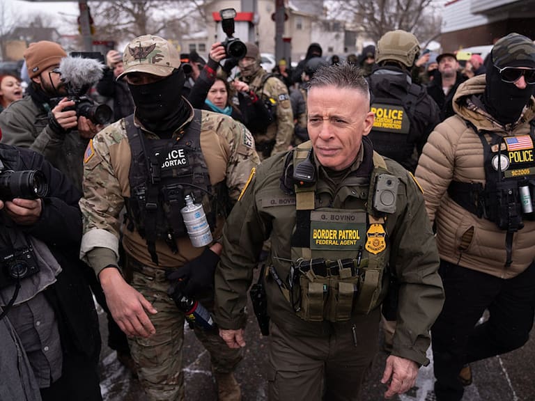 La salida de algunos agentes radicales de ICE podría ser posible a partir de este martes, luego de una llamada telefónica entre Jacob Frey, alcalde de mineápolis y Donald Trump.