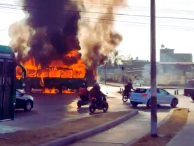 Muere El Mencho: Embajada de Estados Unidos pide a sus ciudadanos refugiarse por operativo y bloqueos en Jalisco