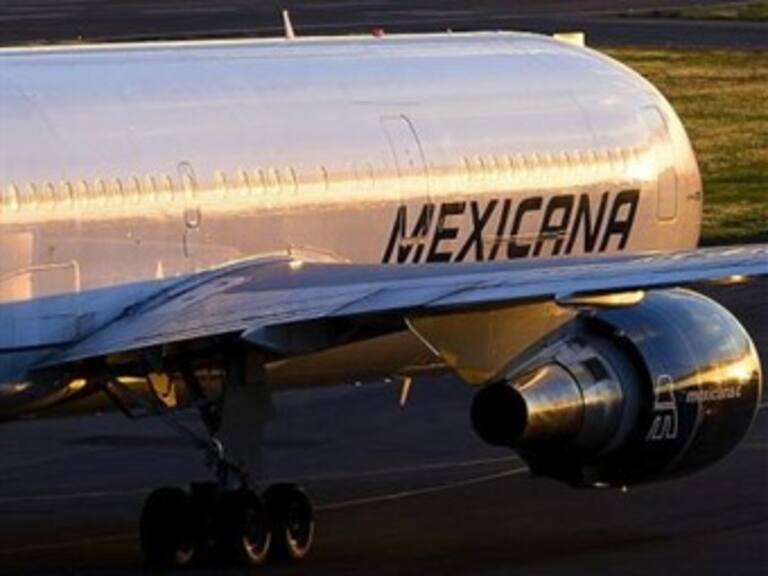 Mexicana suspende operaciones