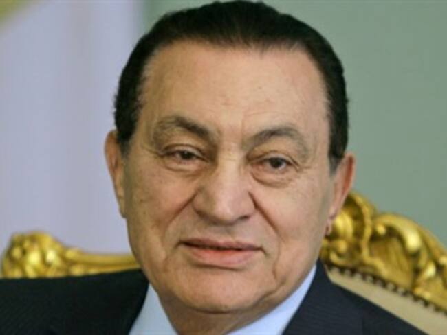 Dictan sentencia a Mubarak hasta junio