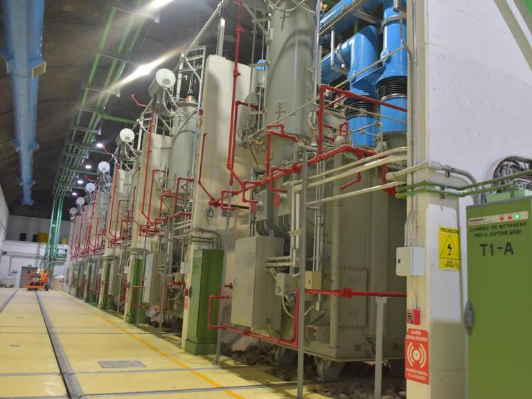 La directora genera de CFE, Emilia Calleja Alor, encabeza una visita técnica a la Central Hidroeléctrica “Zimapán”