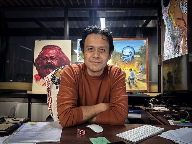 Sale Marx Arriaga de la Dirección General de Materiales Educativos de la SEP