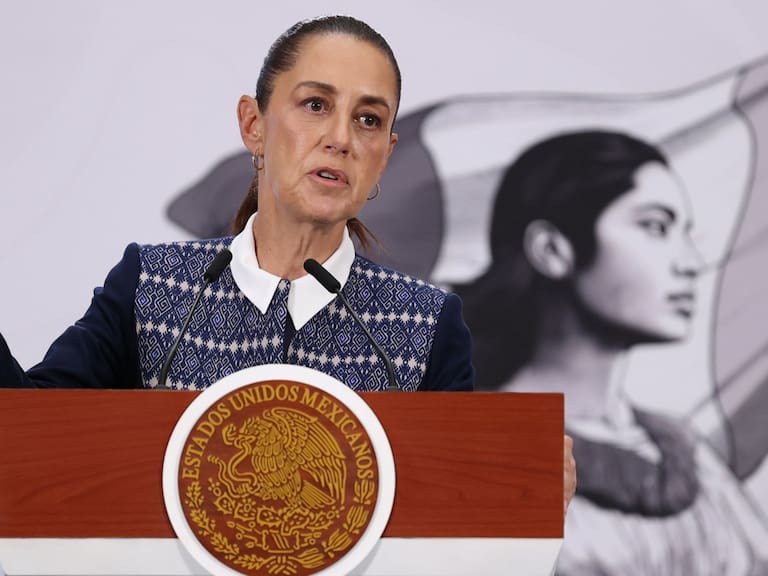 Vistas diarias a centros de detención de ICE, es la orden de la presidenta a cónsules en EUA, tras muerte de otro mexicano en detención migratoria.
FOTO: GALO CAÑAS/CUARTOSURO.COM