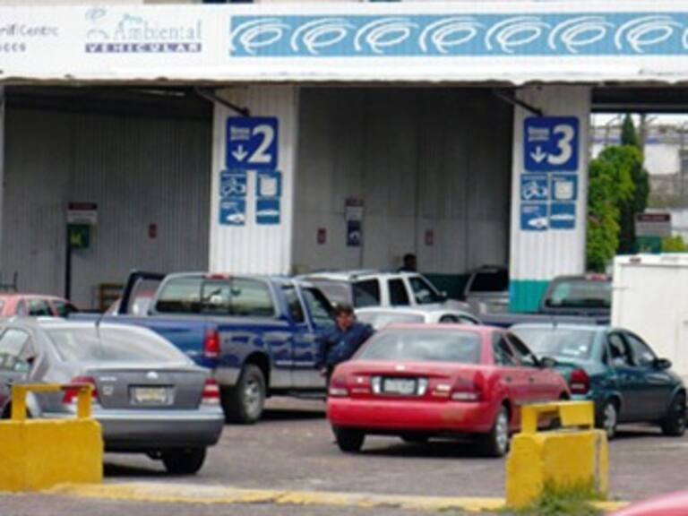 Suspenden servicio los 81 Verificentros capitalinos