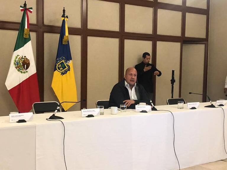 Gobierno de Jalisco suspende licitación de compra de medicamentos