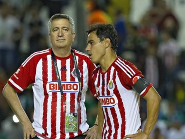 En puerta la renovación de Omar Bravo con Chivas