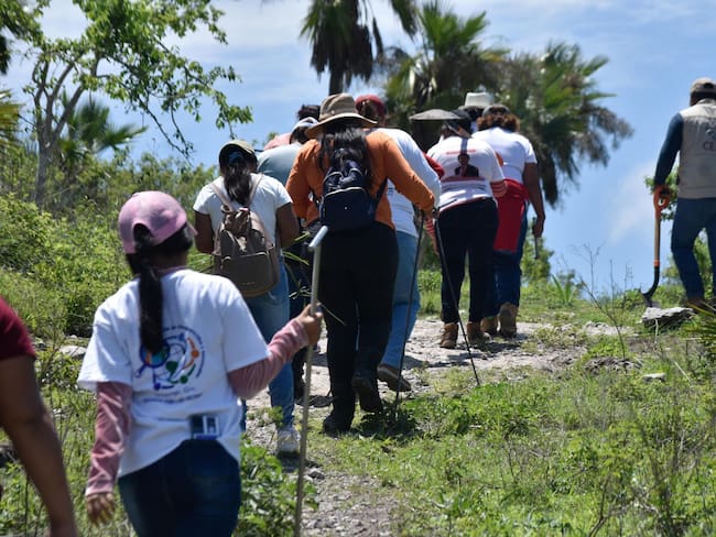 Colectivas de Madres Buscadoras en CDMX, indagan hallazgos de restos en el cerro ‘El Guerrero’ en la G.A.M