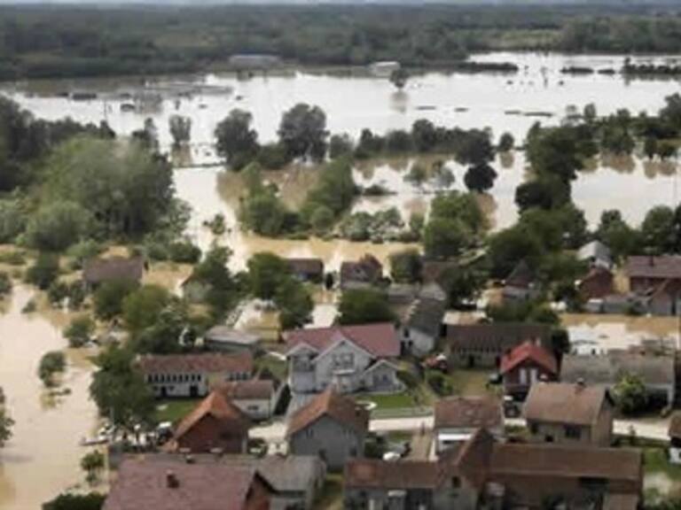 Decretan duelo nacional en Serbia por víctimas de inundaciones