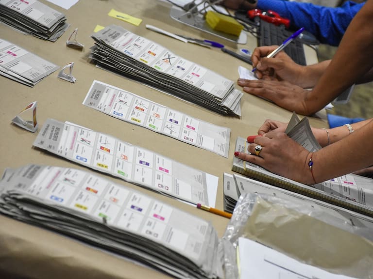 El Tribunal Electoral Local dio luz verde al recuento de votos en la alcaldía Cuauhtémoc. El equipo de Alessandra Rojo de la Vega tiene hasta el 23 de julio para impugnar esta decisión del tribunal.