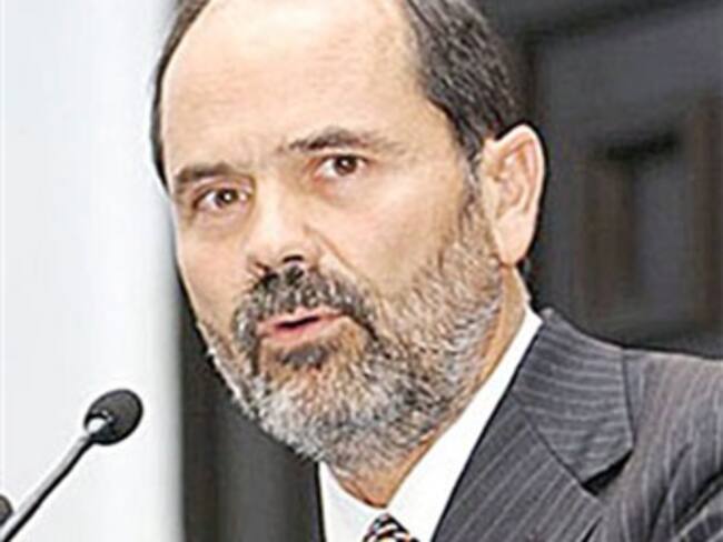 Aprueban licencia indefinida a Madero