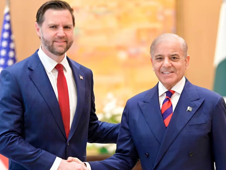 Mx - EEUU e Irán inician negociaciones de paz en Islamabad mientras continúa la guerra con Israel en Medio Oriente