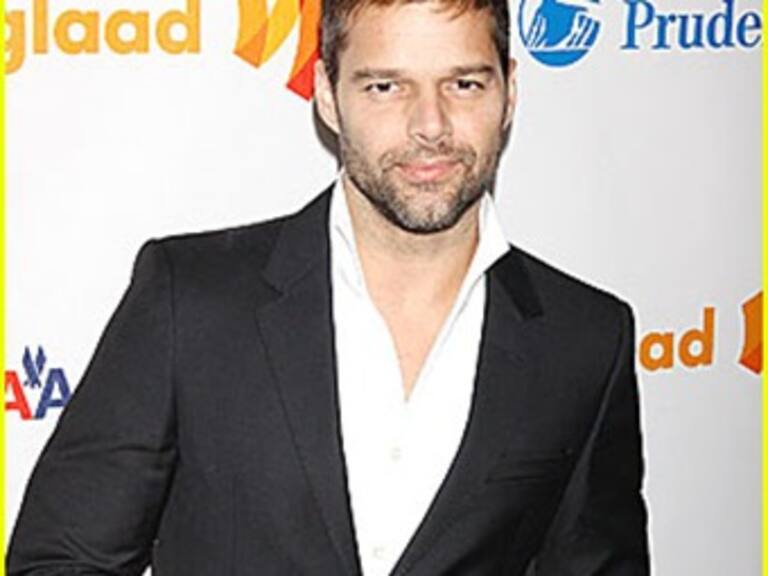 Verán mexicanos a Ricky Martin como profesor de español en 'Glee'