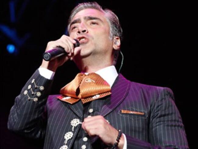 Engalanarán Alejandro Fernández y Jenni Rivera Fiestas de Octubre