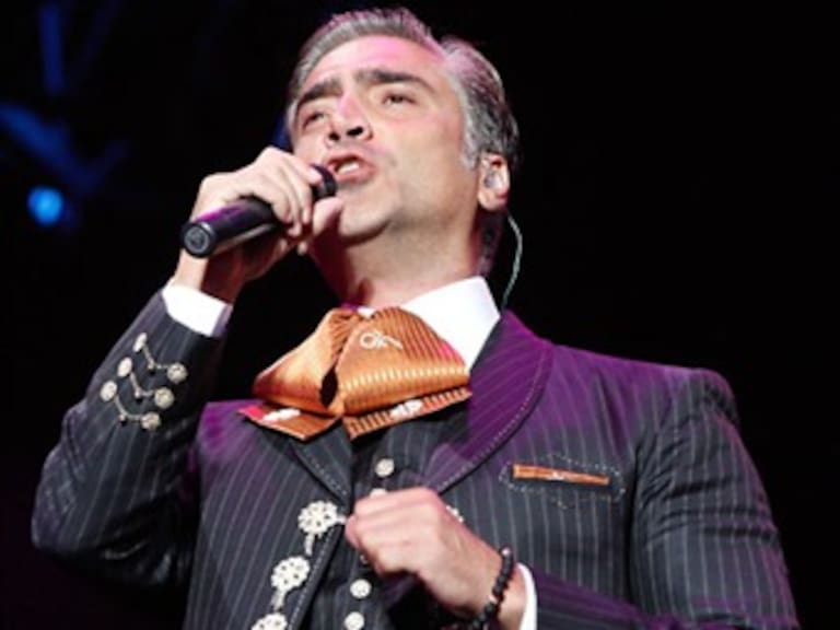 Engalanarán Alejandro Fernández y Jenni Rivera Fiestas de Octubre