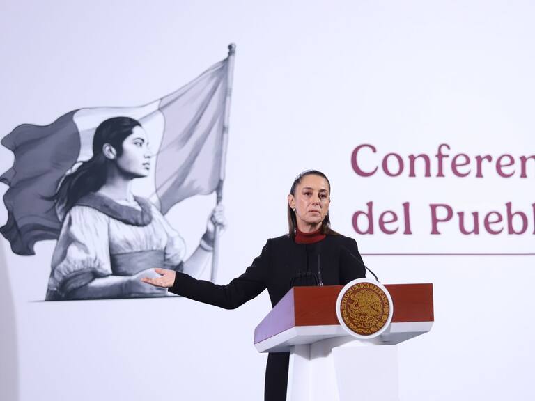 Claudia Sheinbaum, presidenta de México, reprobó el agradecimiento del ayuntamiento de Coalcomán al capo "El Mencho" por los regalos enviados a los menores de la comunidad.