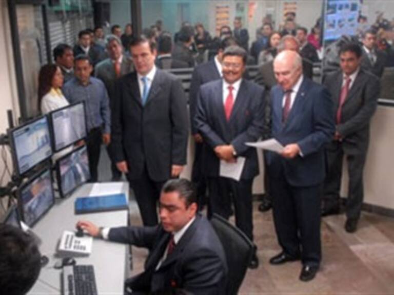 Avanza 'Big Brother' en DF