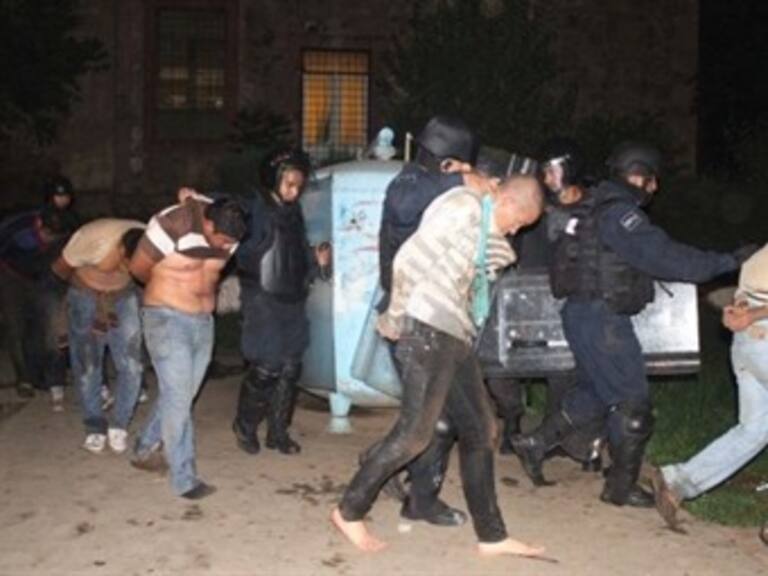 Suman 78 normalistas liberados en Michoacán
