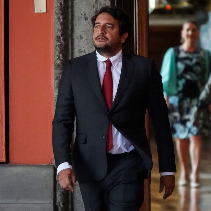 Andrés López Beltrán deja Morena para buscar diputación federal por Tabasco