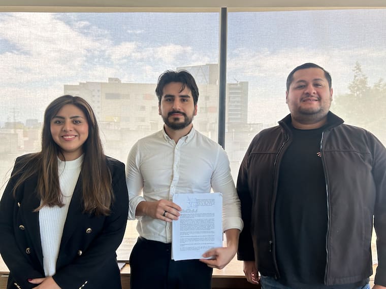 Sheinbaum anuncia revisión de aspirantes judiciales denunciados.