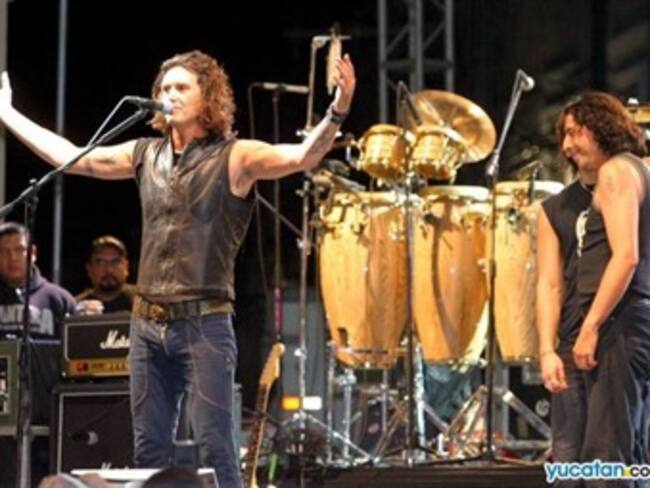 Abre Caifanes cuarto concierto en el Palacio de los Deportes