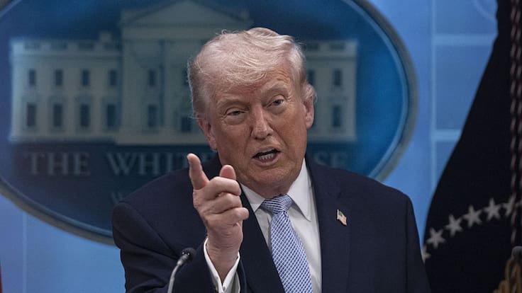 Trump asegura que firmará acuerdo con Irán este domingo y que Ormuz se abrirá