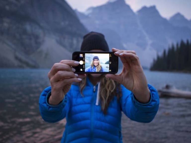Facebook pedirá selfies para comprobar identidad de los usuarios