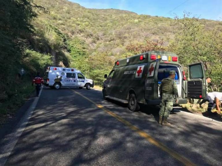 Soldado fallece en accidente en Autlán de Navarro