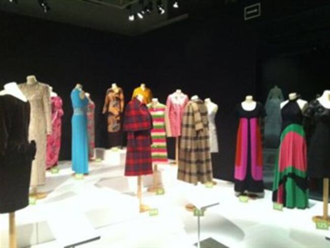 Presentan exposición de alta costura. Jean Piña, corresponsal en París. 13/03/13