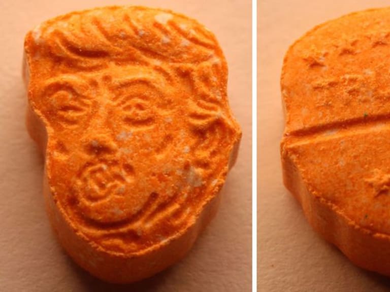 Confiscan pastillas de éxtasis con la cara de Donald Trump en Alemania