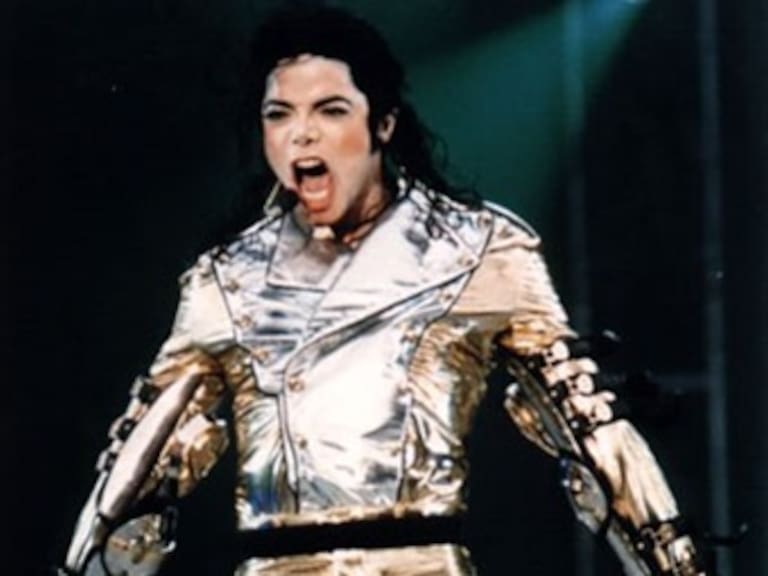 Sale tema inédito de Michael Jackson
