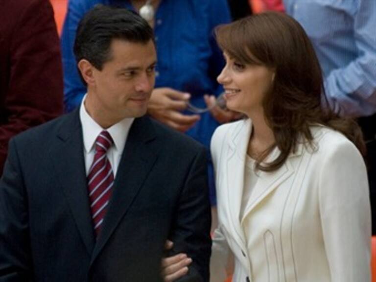 Asiste Peña Nieto a acto de campaña de Rubén Moreira