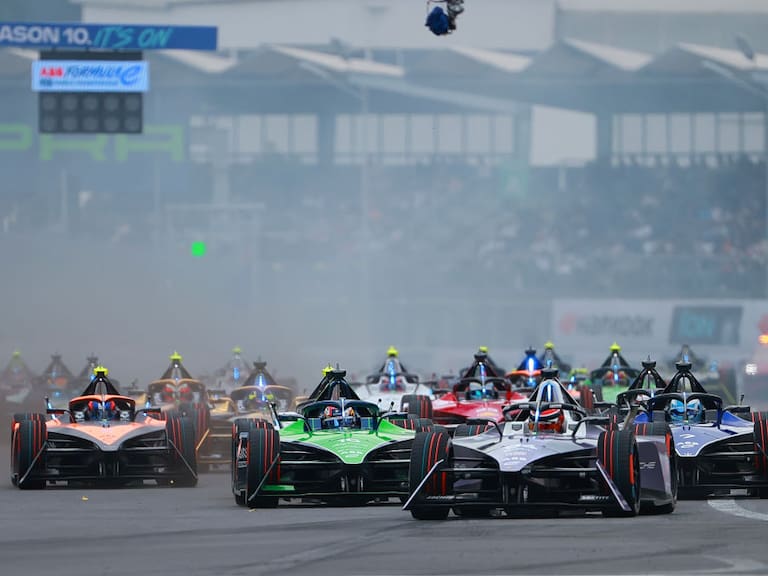 La temporada 11 comenzó con la victoria de Mitch Evans en São Paulo.