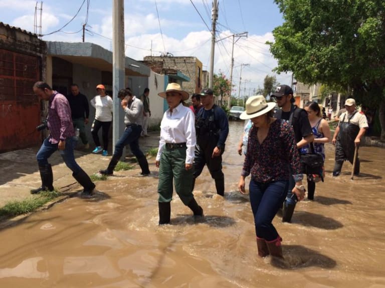 Instalan ocho albergues en Tlaquepaque para afectados por inundación
