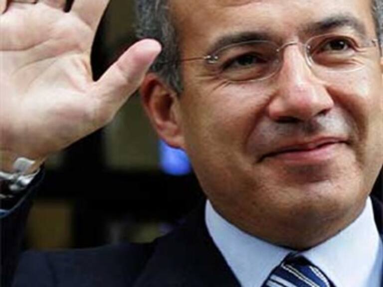 Pide Calderón sacar el ‘fua’ a deportistas