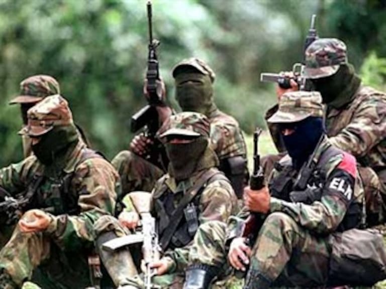 Se entrega jefe del séptimo frente de las FARC