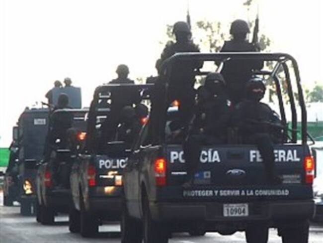 Arriban mil 800 policías federales a Michoacán